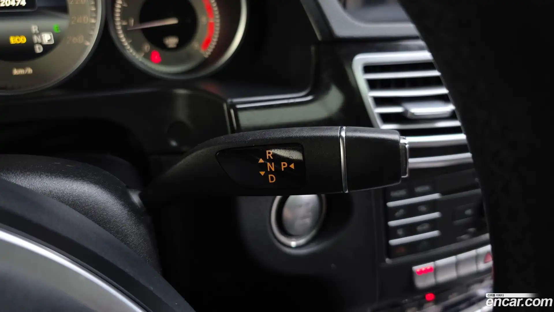 E-Class Mercedes-Benz 2016.2-INNER-009
