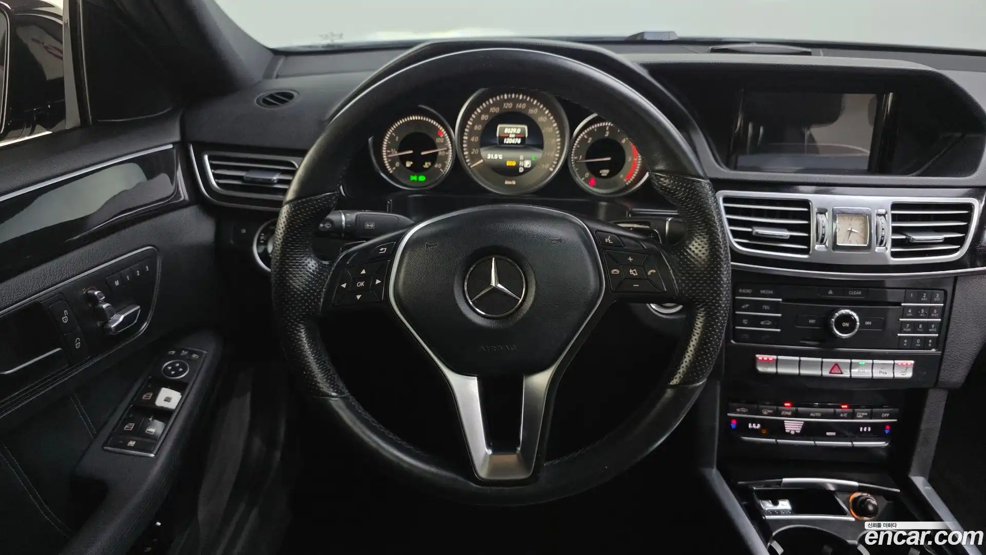 E-Class Mercedes-Benz 2016.2-OPTION-017