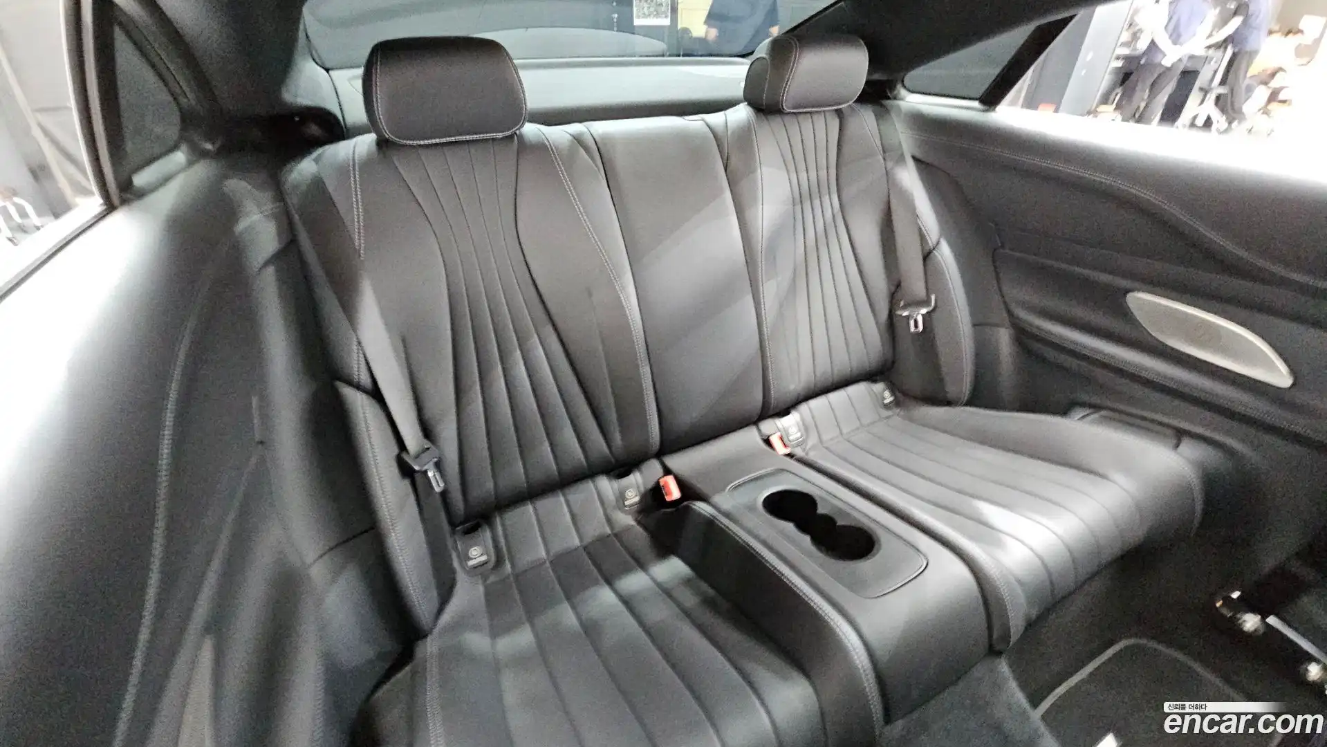 E-Class Mercedes-Benz 2022.11-OPTION-015