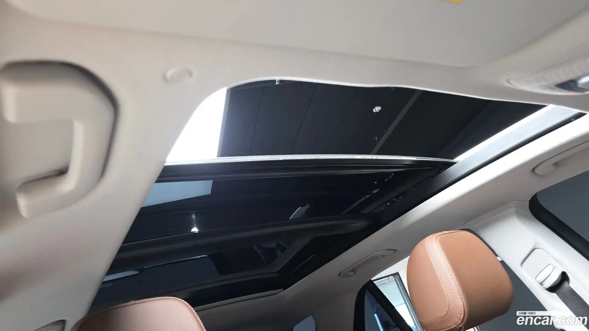 GLE-Class Mercedes-Benz 2023.8-OPTION-022