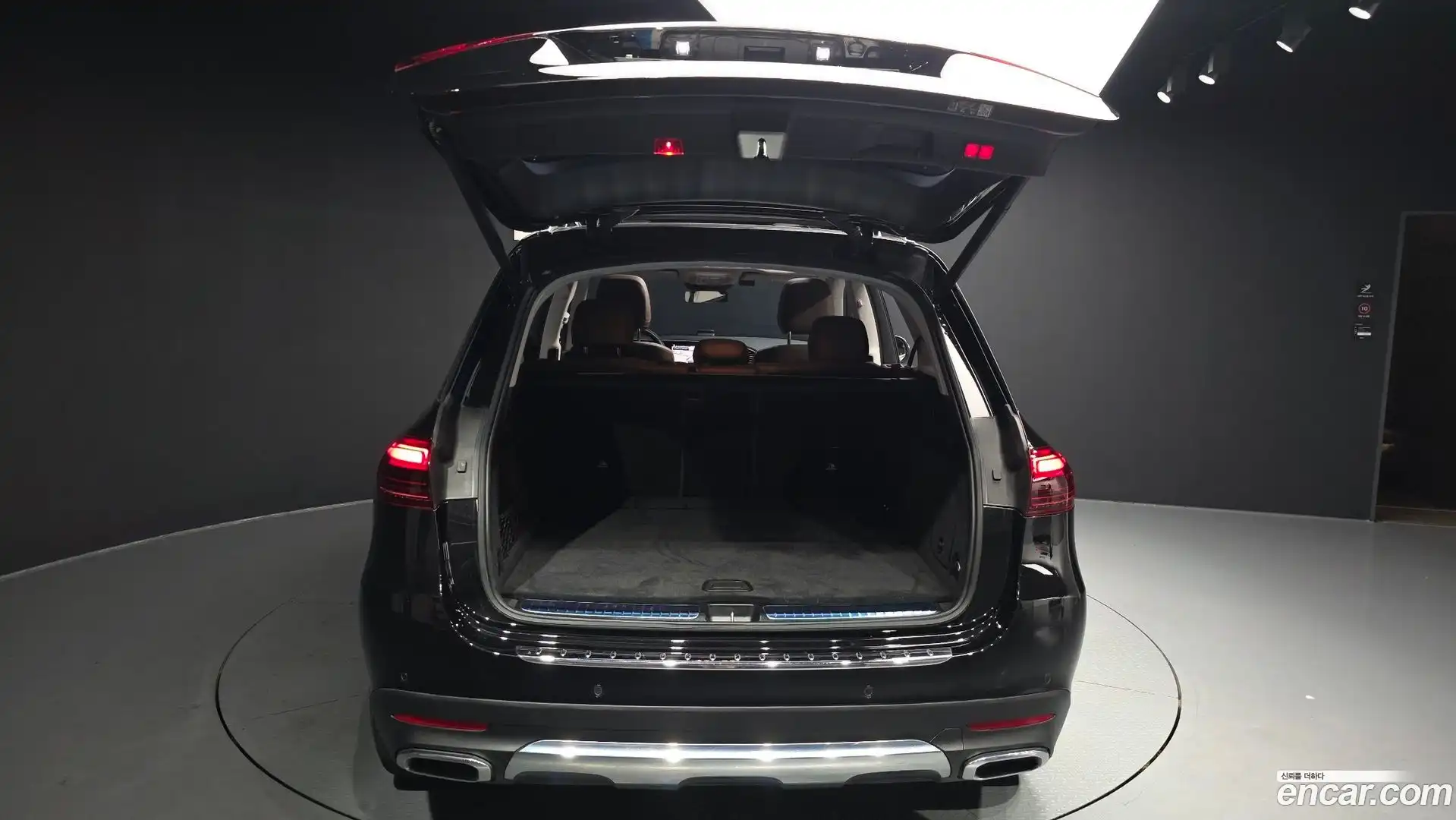 GLE-Class Mercedes-Benz 2023.8-OPTION-024