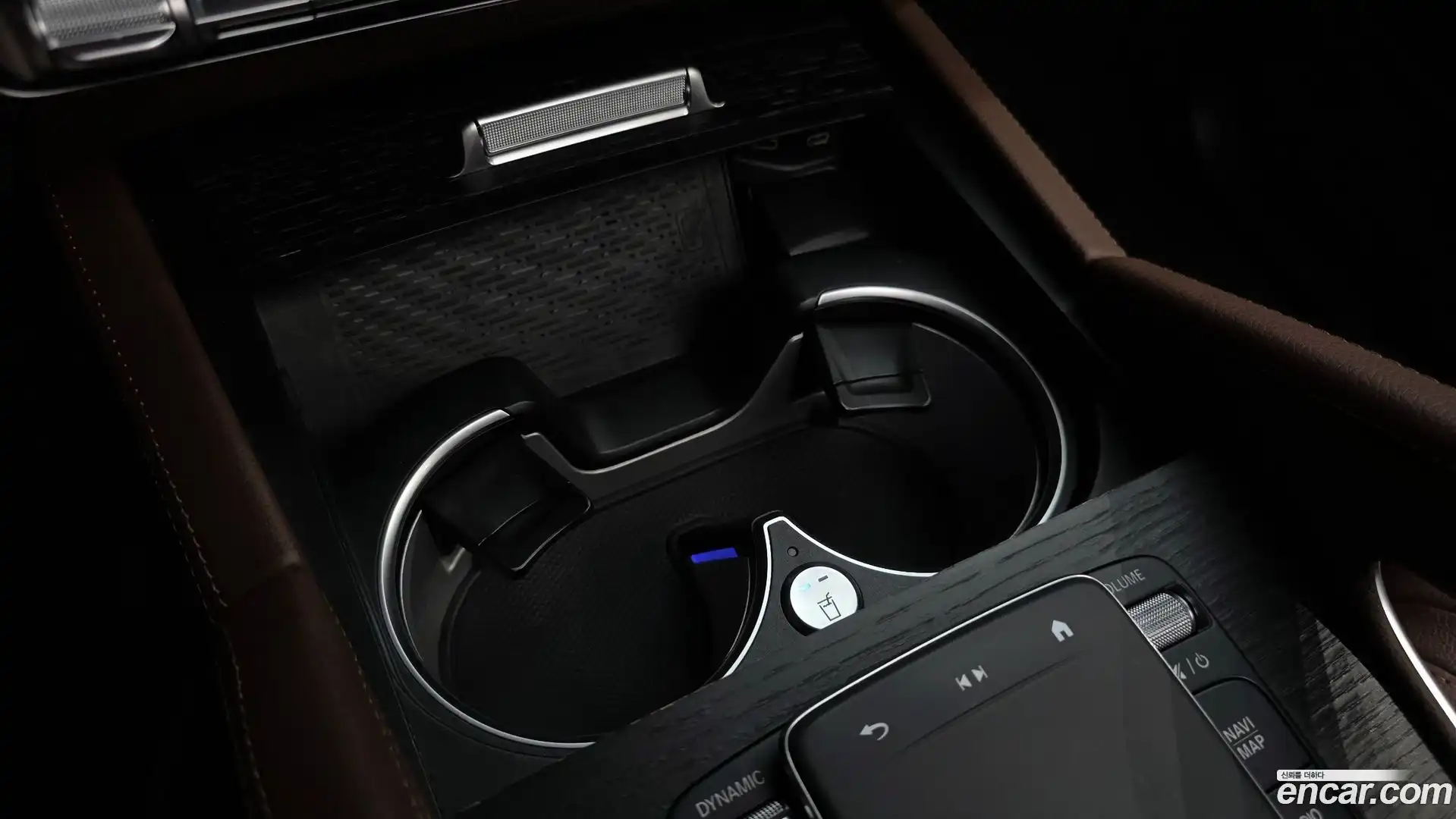 GLE-Class Mercedes-Benz 2023.8-OPTION-049