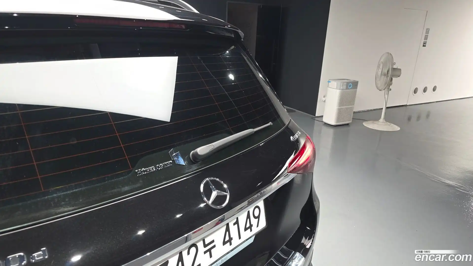 GLE-Class Mercedes-Benz 2023.8-OPTION-056