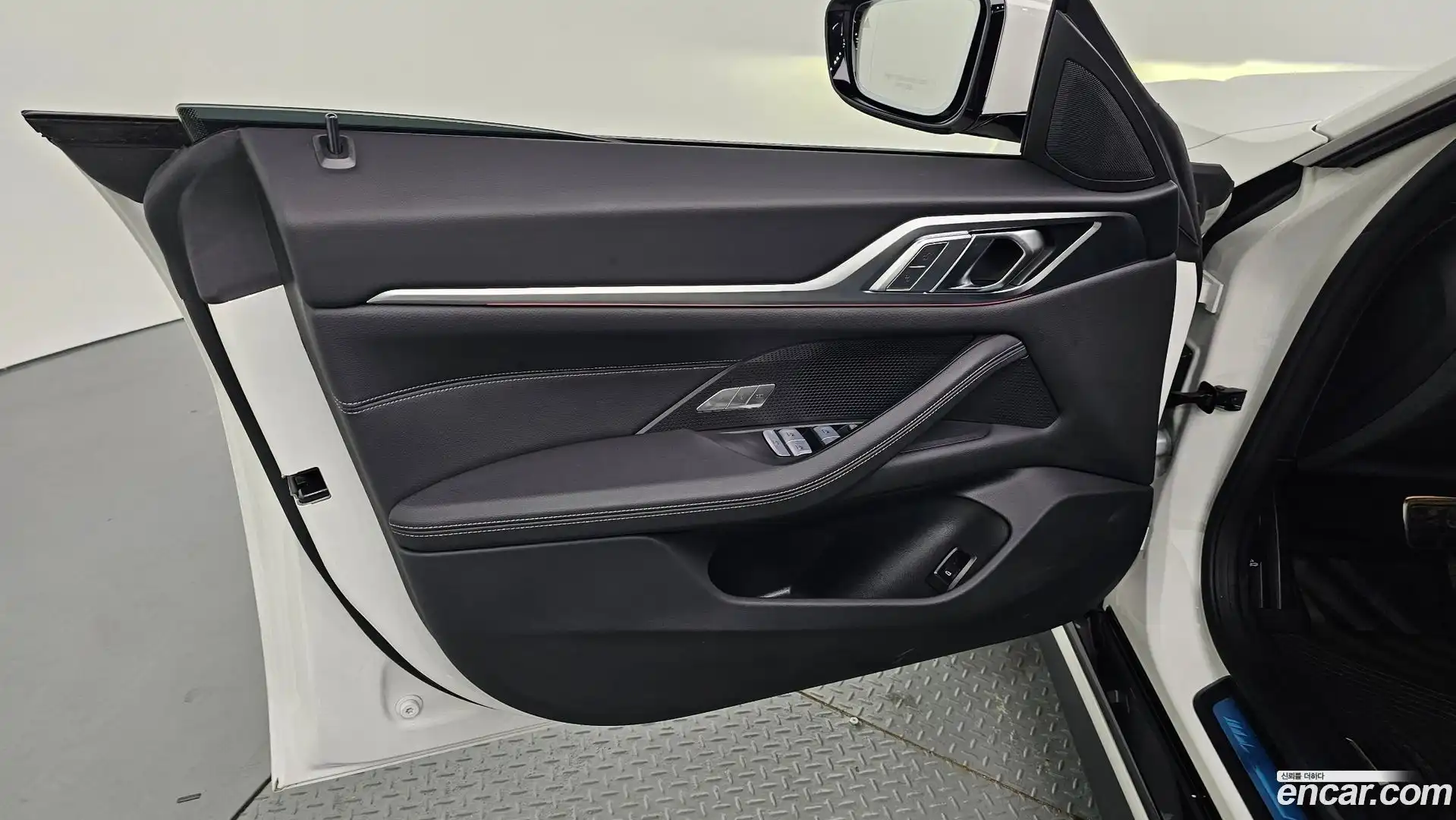 4-Series BMW 2025.3-INNER-034
