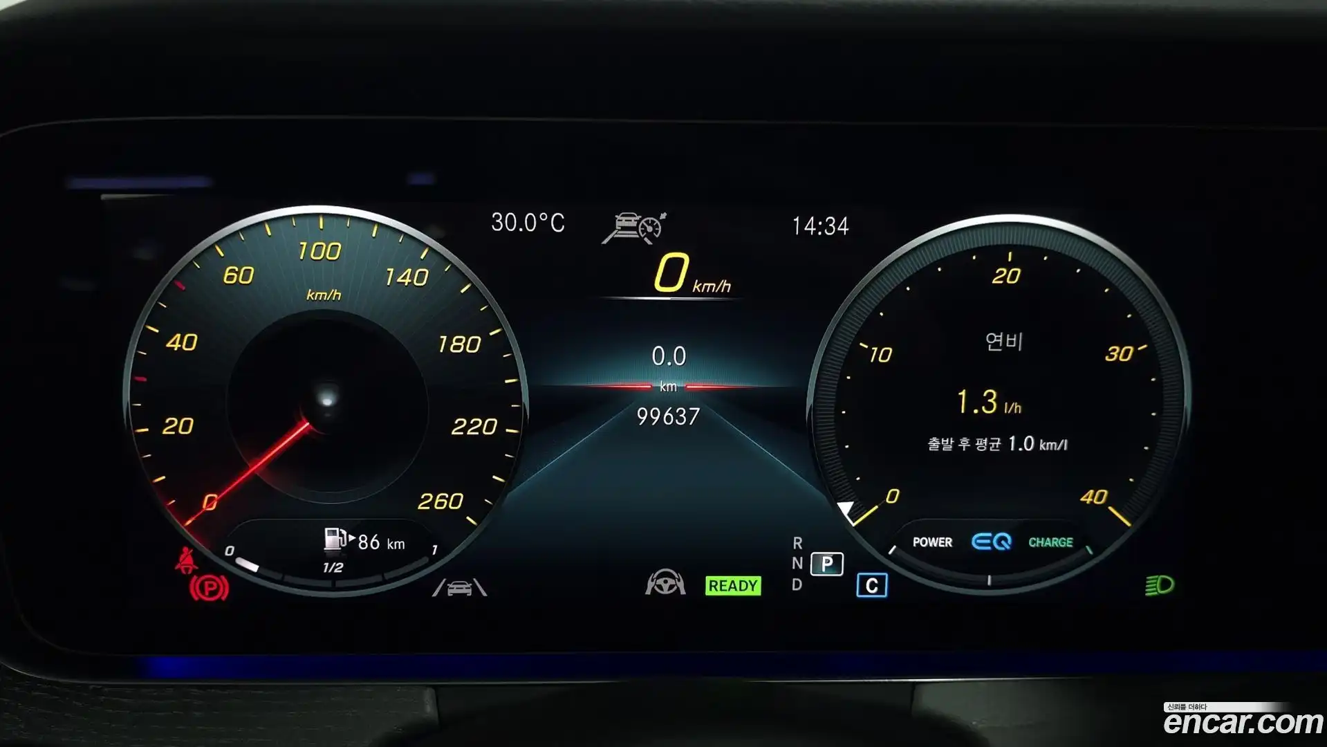 CLS-Class Mercedes-Benz 2021.11-INNER-008