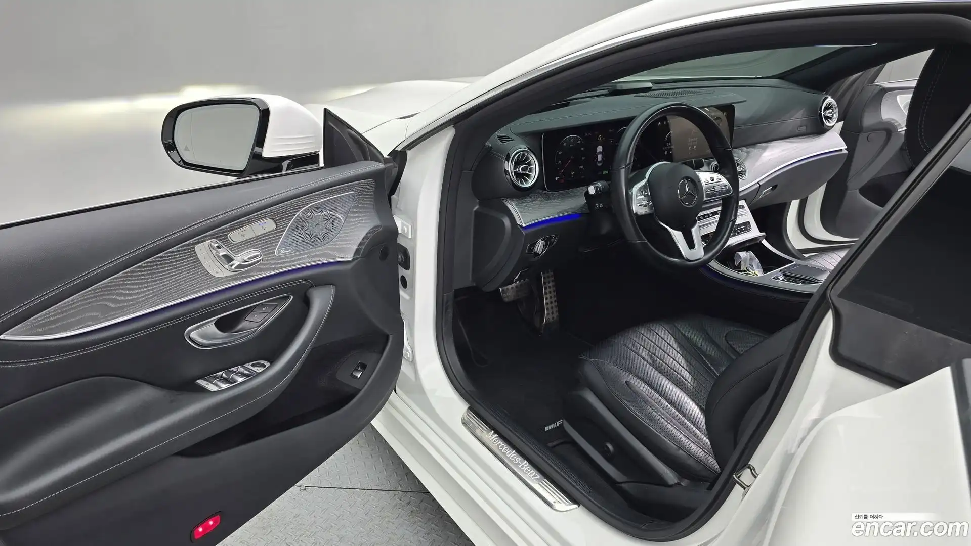 CLS-Class Mercedes-Benz 2021.11-OPTION-015