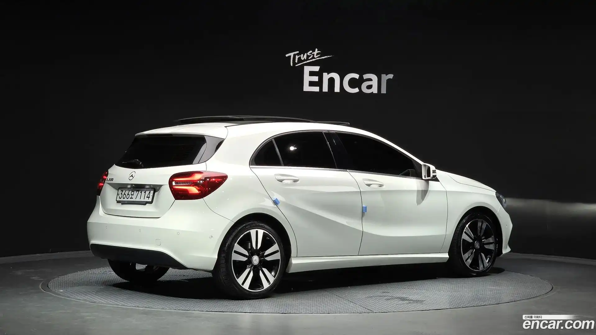 A-Class Mercedes-Benz 2017.11-OUTER-002