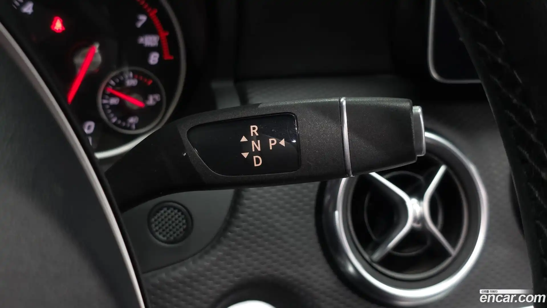 A-Class Mercedes-Benz 2017.11-INNER-009