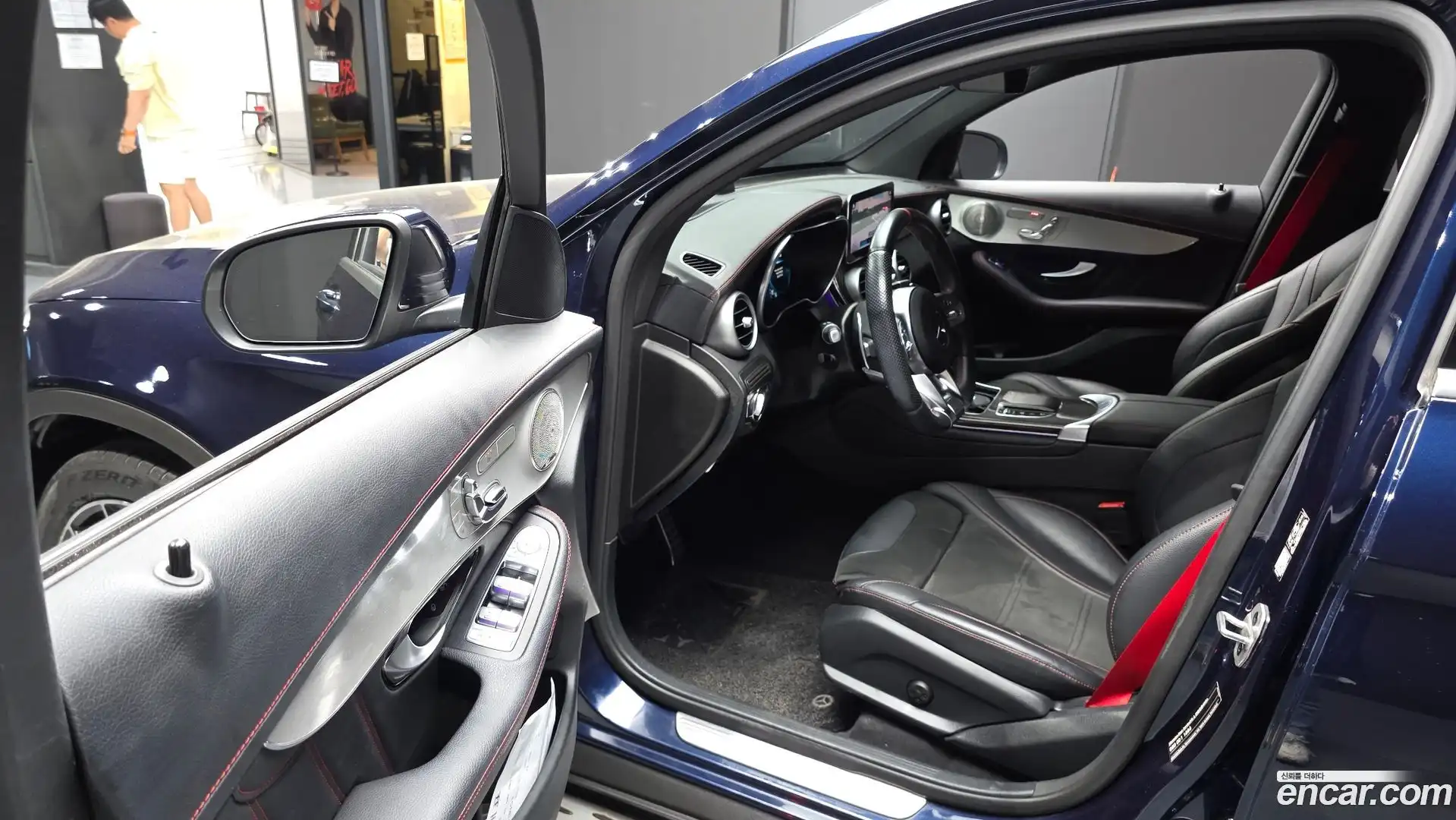 GLC-Class Mercedes-Benz 2021.7-INNER-010
