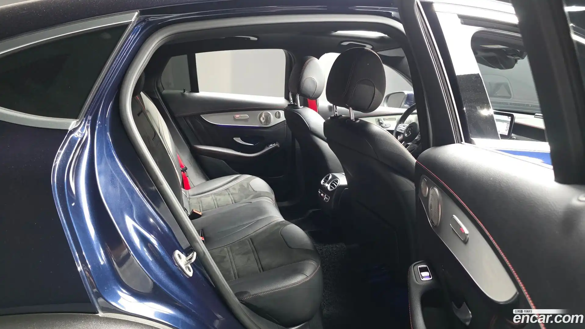 GLC-Class Mercedes-Benz 2021.7-OPTION-016