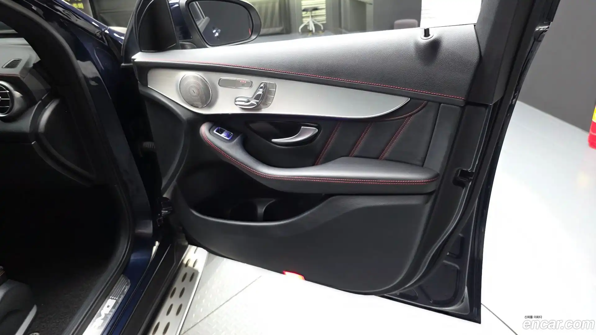GLC-Class Mercedes-Benz 2021.7-INNER-034