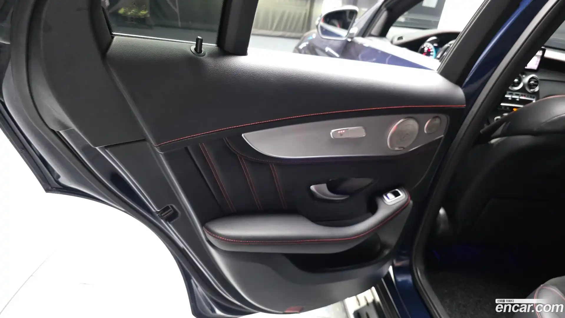 GLC-Class Mercedes-Benz 2021.7-INNER-035