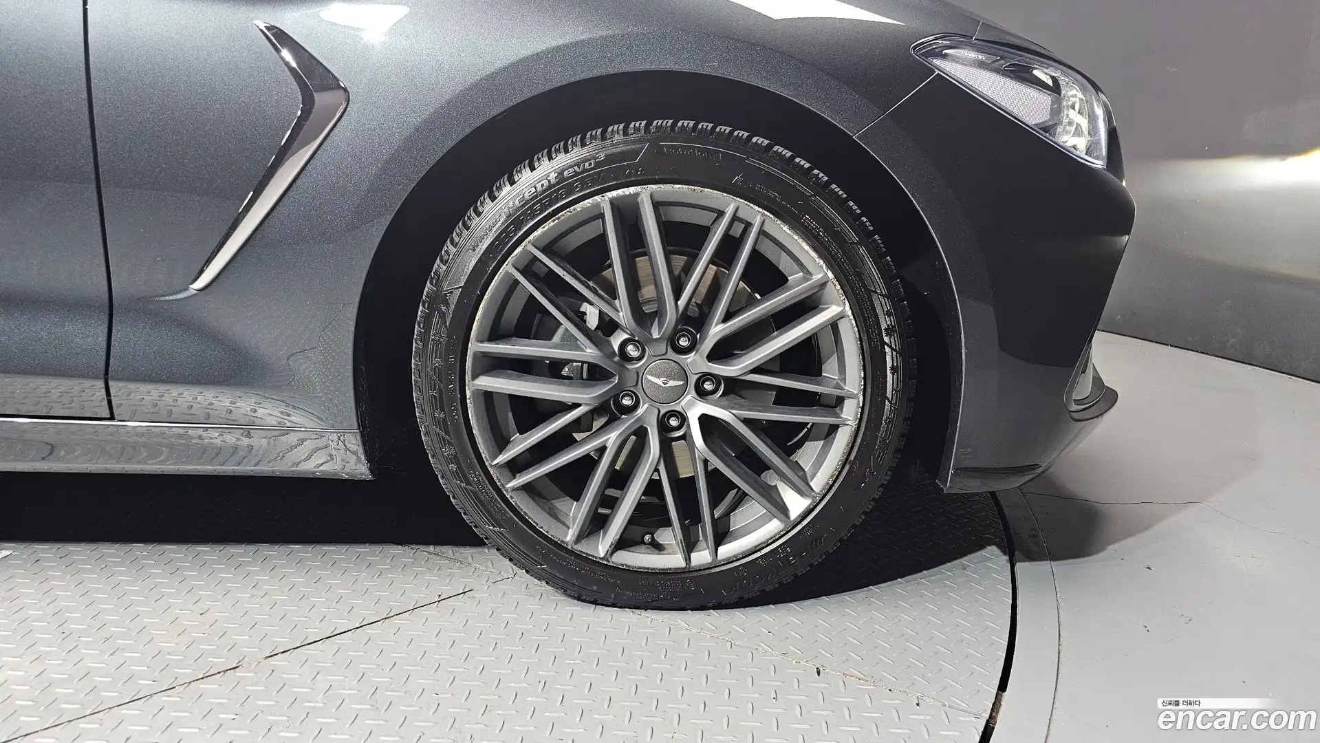 G70 Genesis 2018.7-OUTER-031