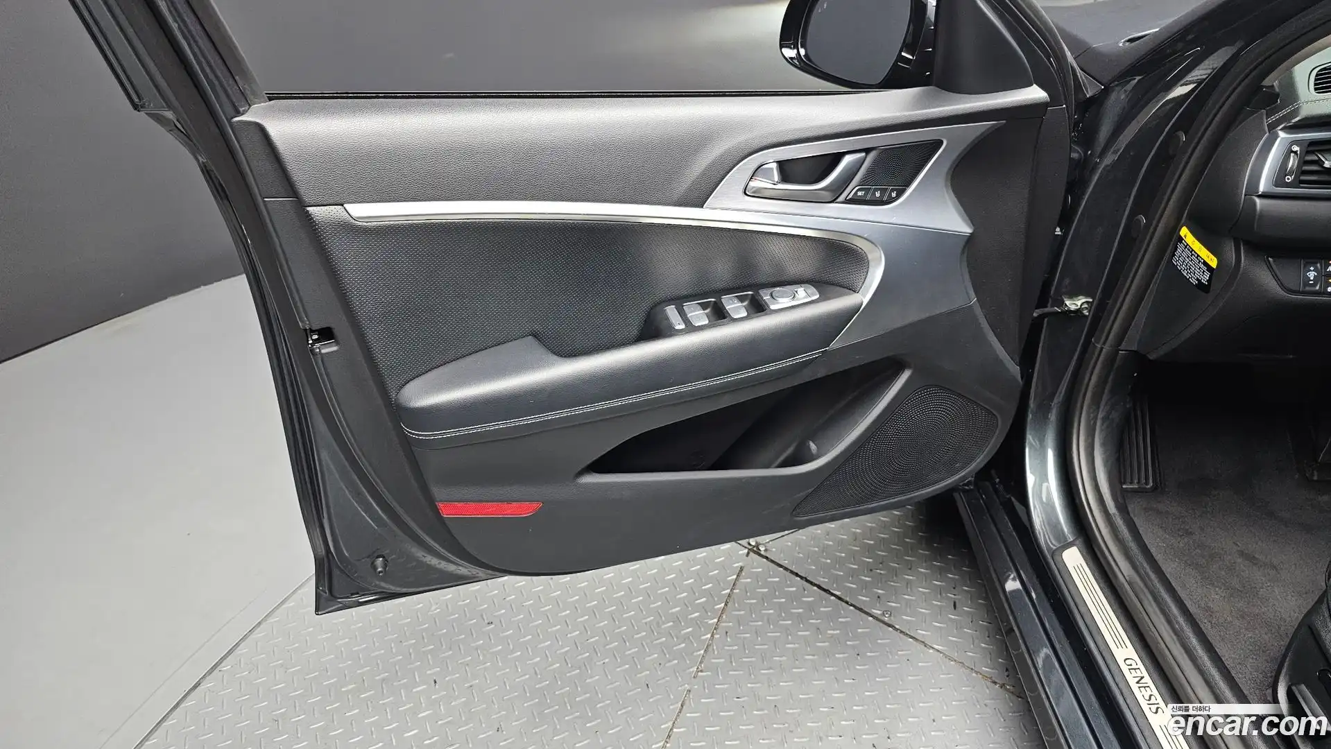 G70 Genesis 2018.7-INNER-034