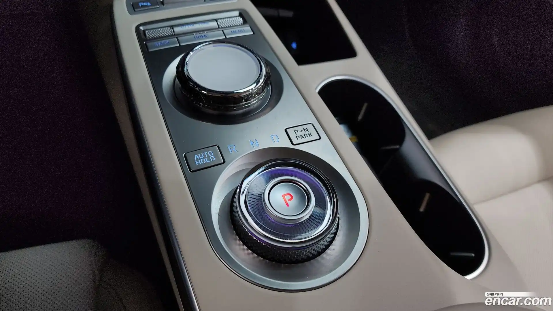 GV70 Genesis 2022.0-INNER-009