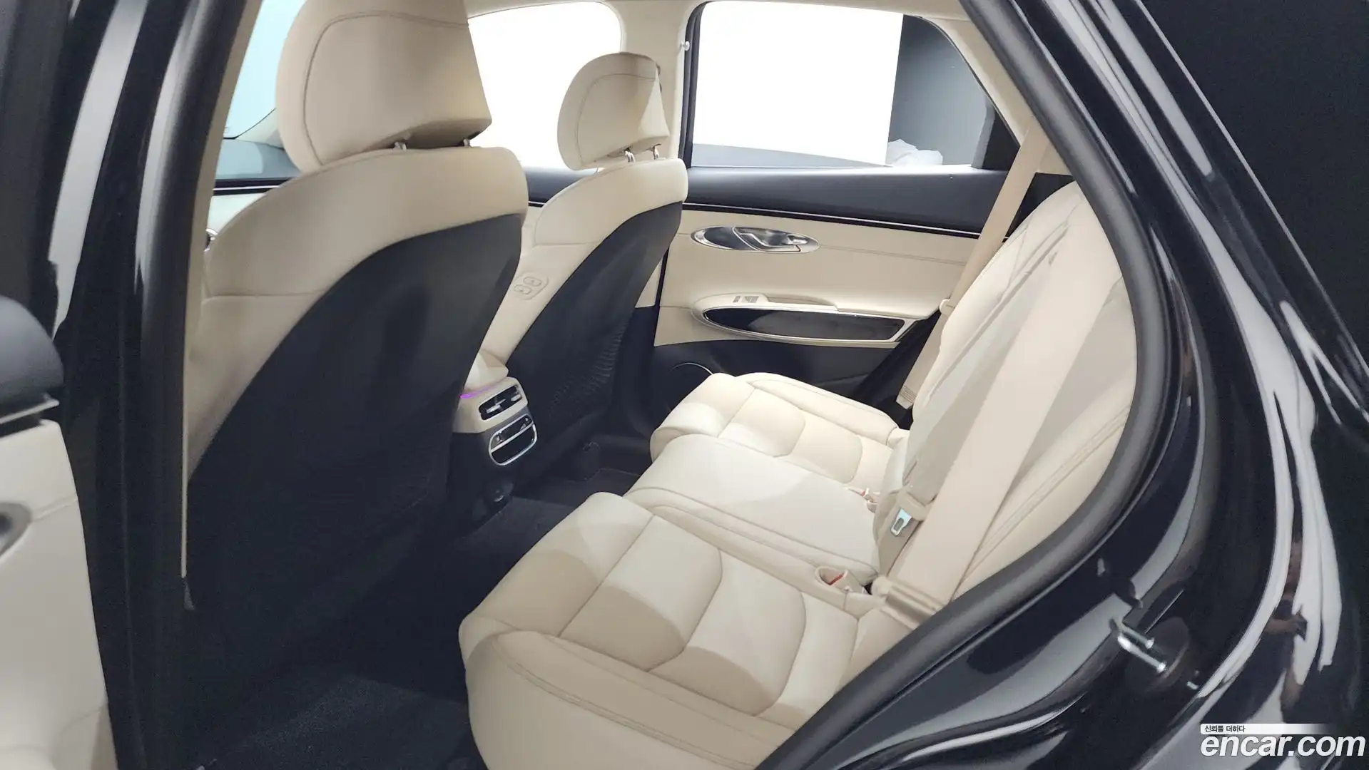 GV70 Genesis 2022.0-OPTION-015