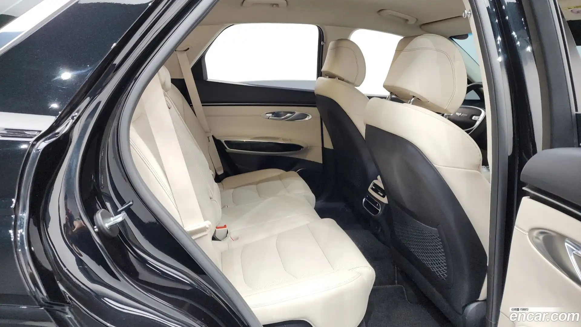 GV70 Genesis 2022.0-OPTION-024