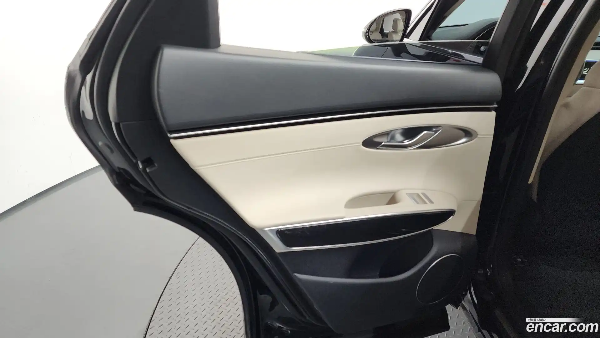 GV70 Genesis 2022.0-INNER-035