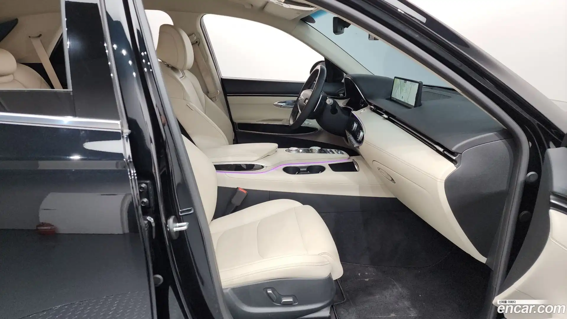 GV70 Genesis 2022.0-INNER-036