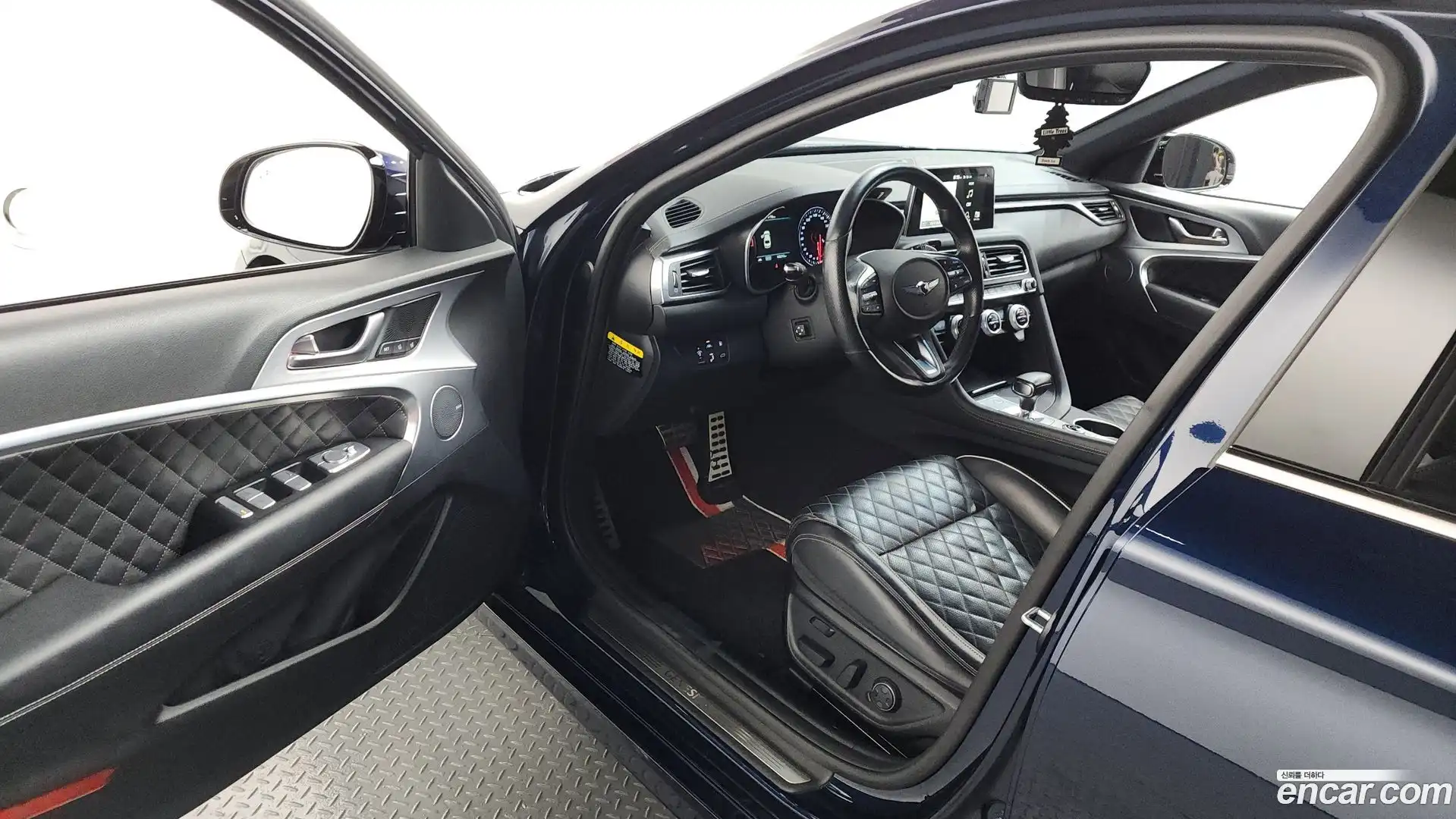G70 Genesis 2018.0-INNER-010