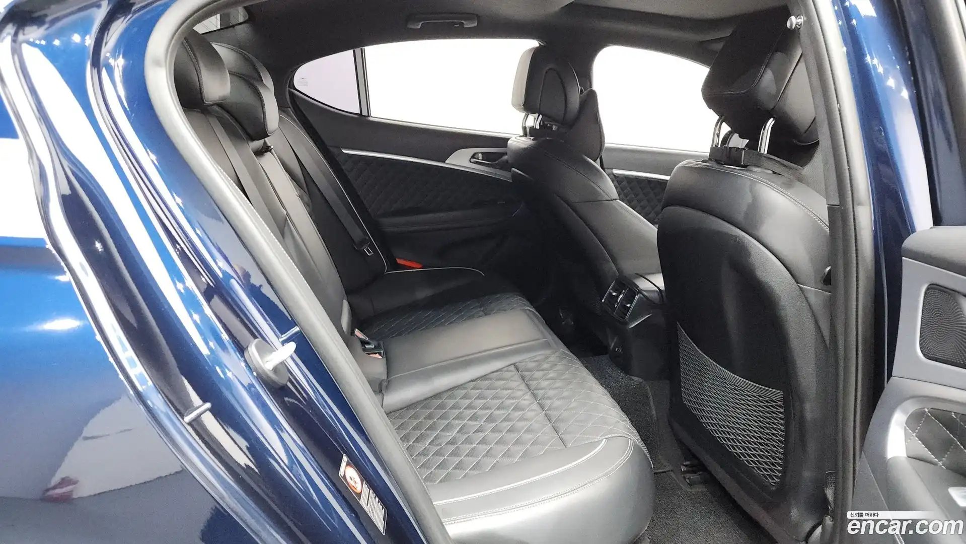 G70 Genesis 2018.0-OPTION-015