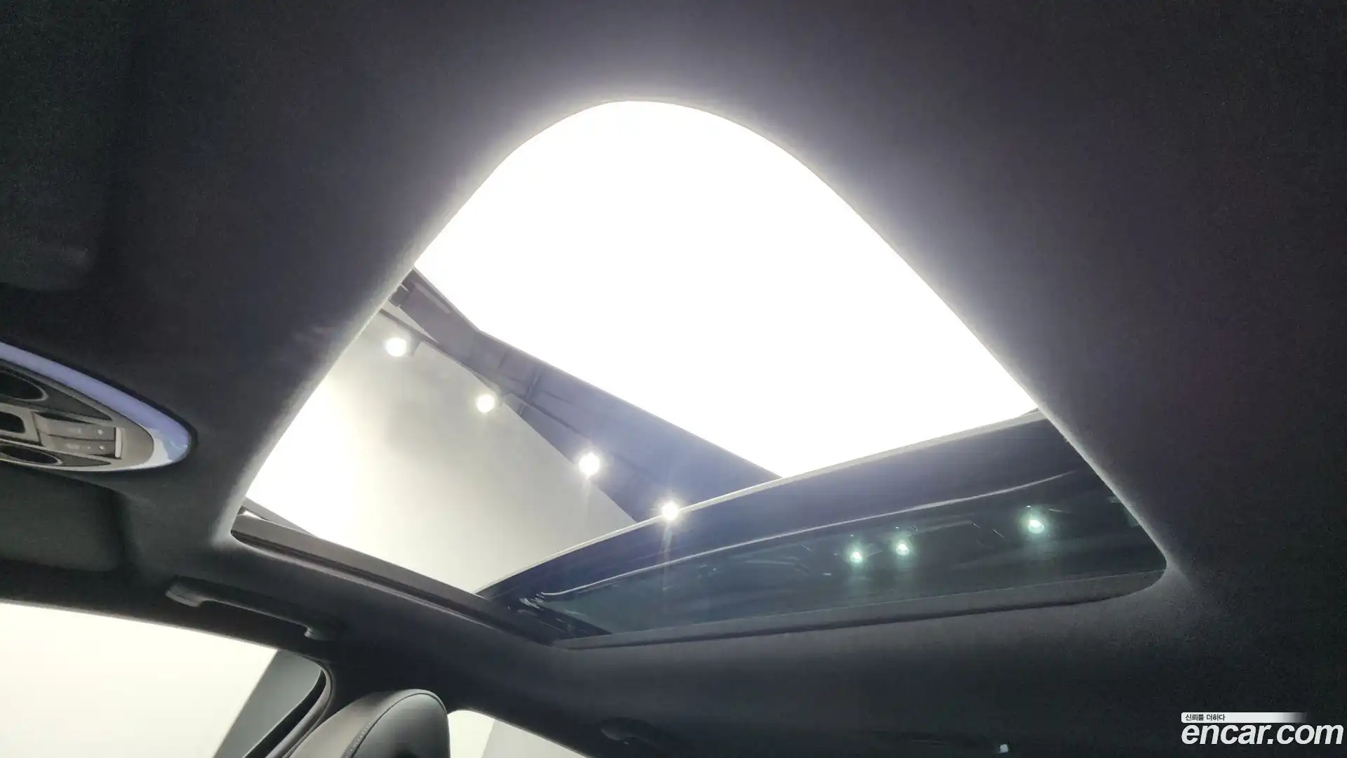 G70 Genesis 2018.0-OPTION-021