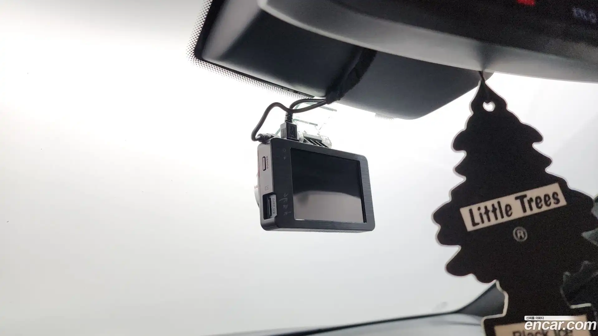 G70 Genesis 2018.0-OPTION-024