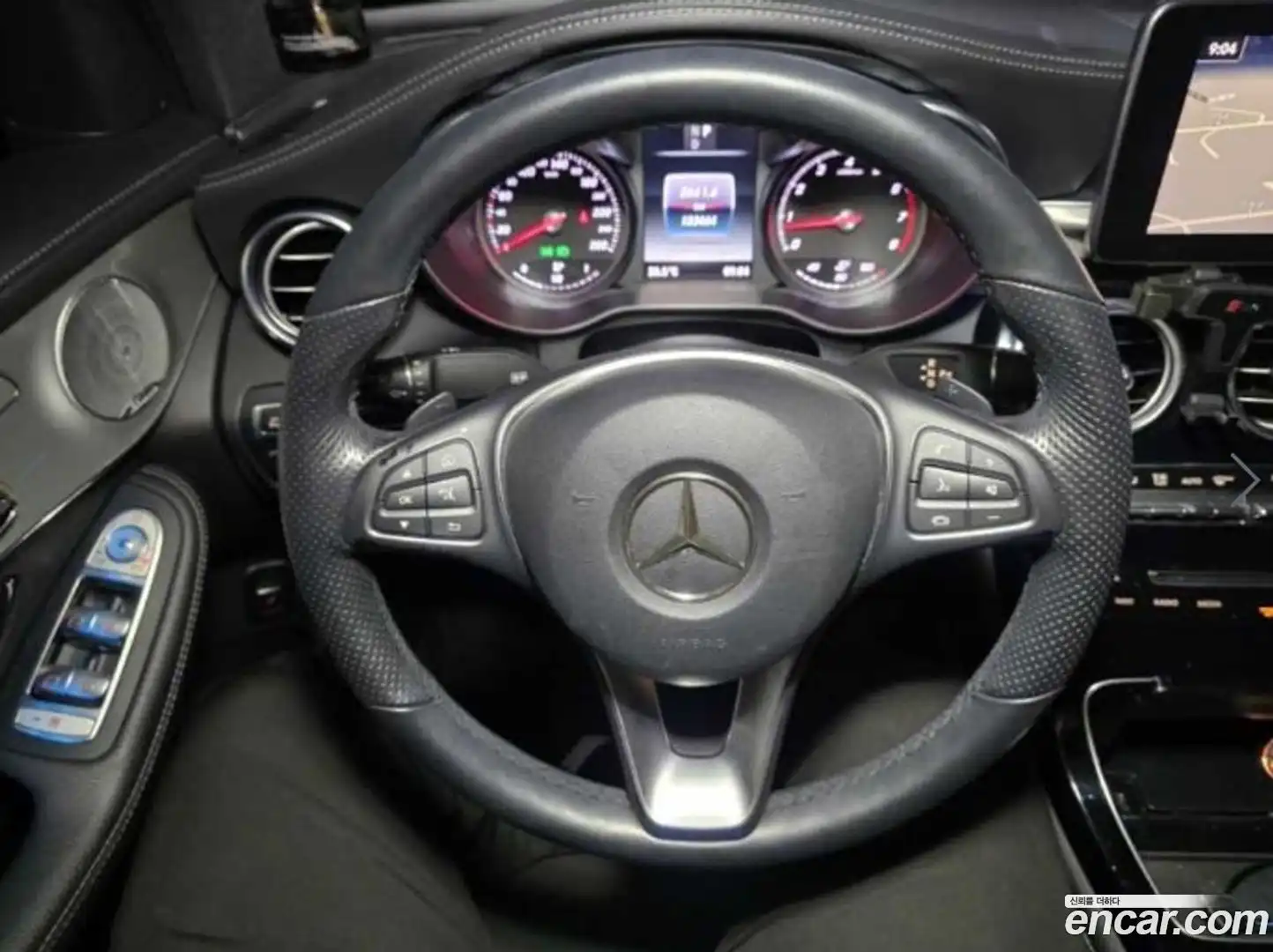 GLC-Class Mercedes-Benz 2019.2-OUTER-005