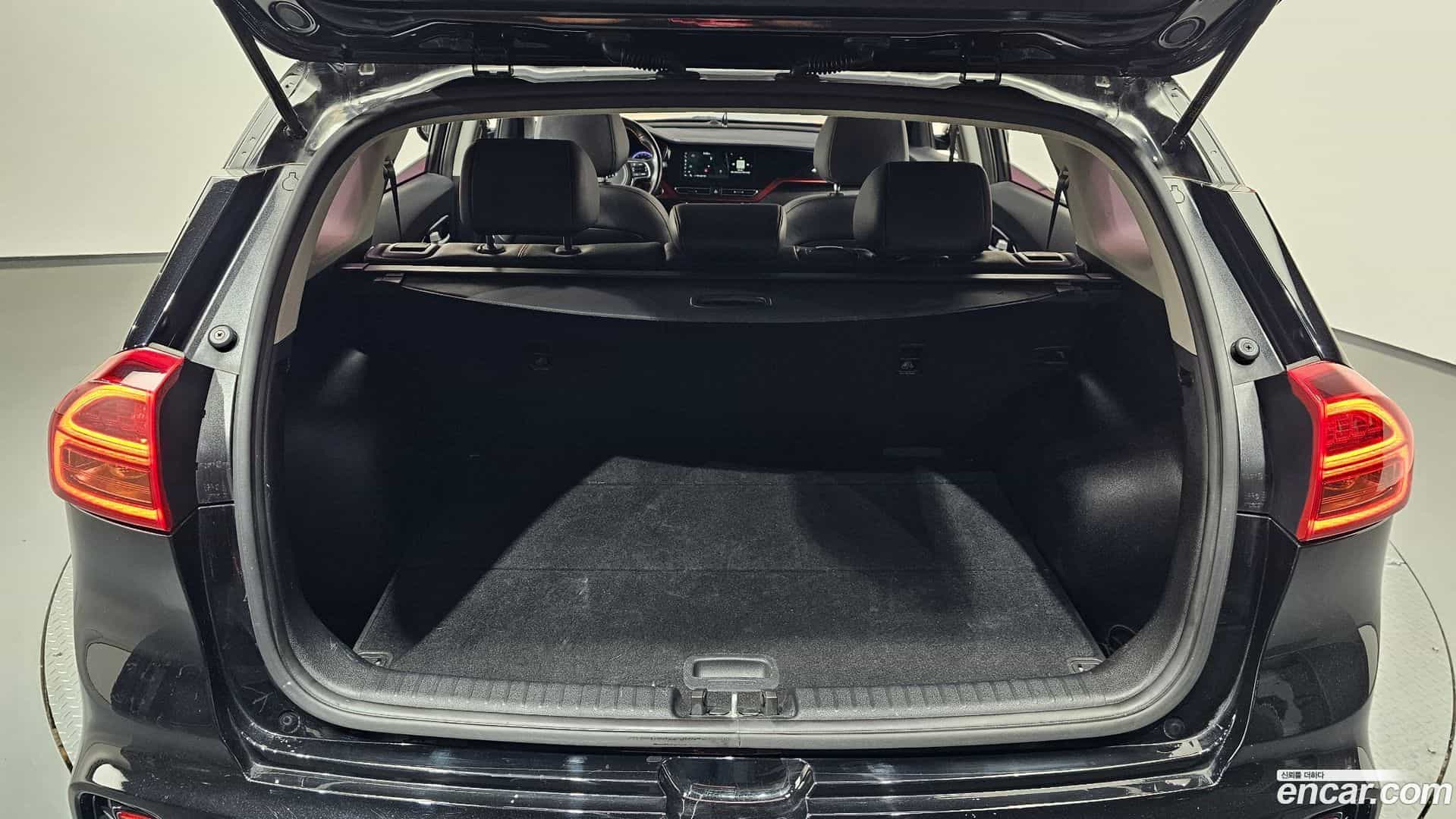 Niro Kia 2021.0-OPTION-024