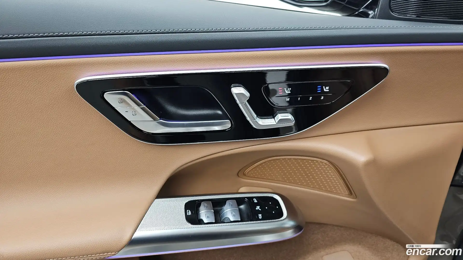 E-Class Mercedes-Benz 2025.8-OPTION-023