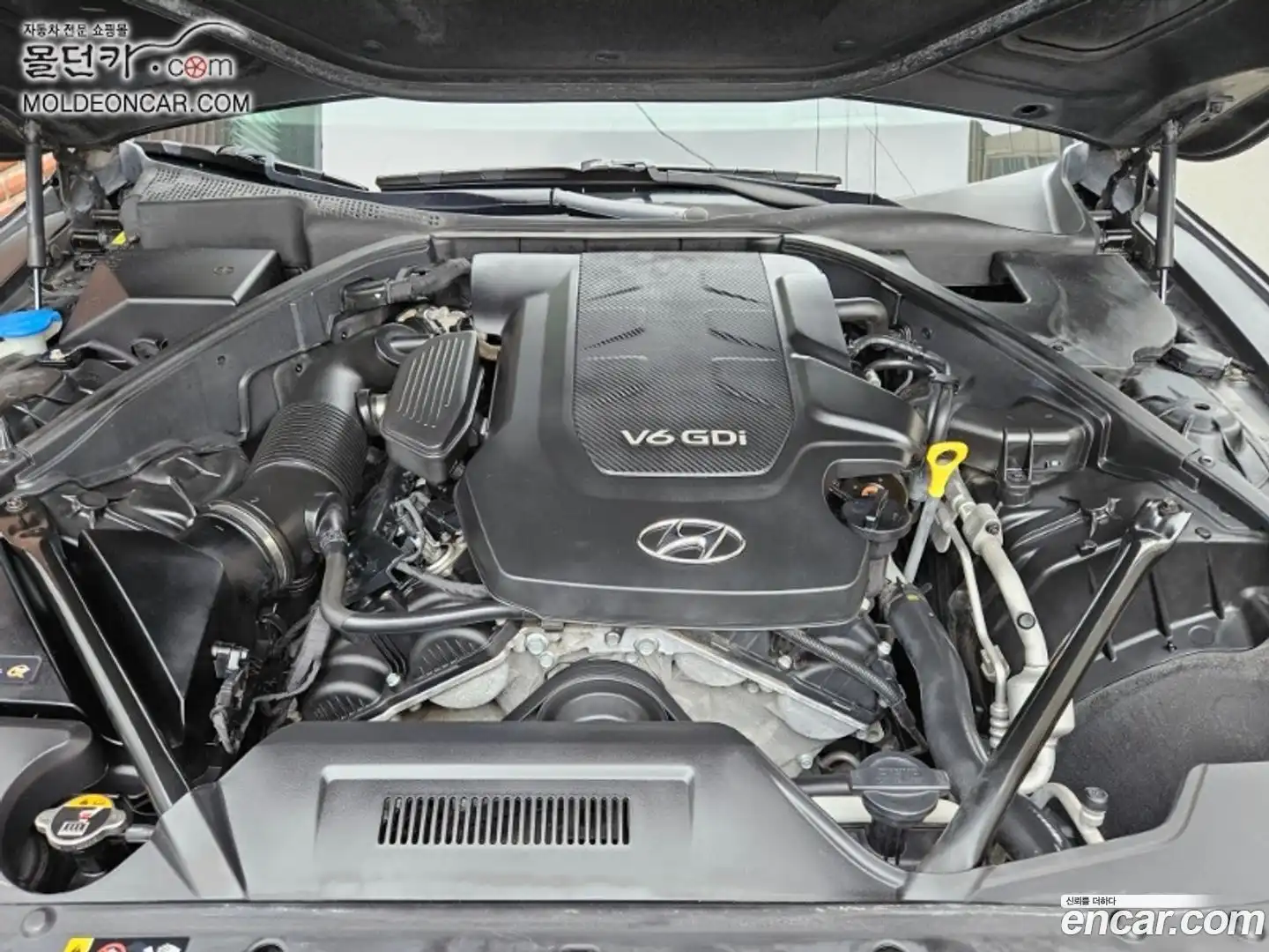 Genesis Hyundai 2014.2-OUTER-006