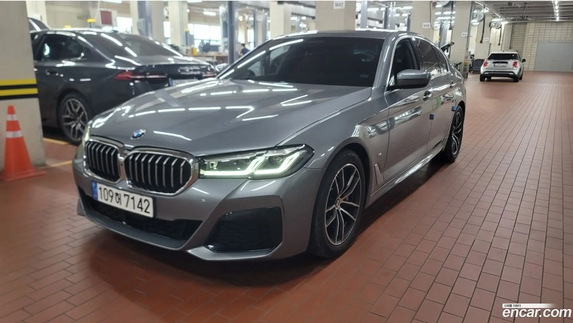 Main__Slider__Photo:5-Series BMW 2023.2-0