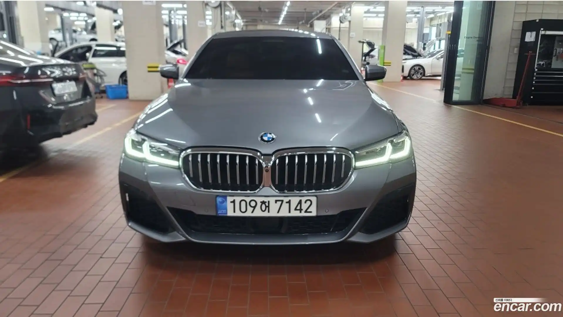 5-Series BMW 2023.2-OUTER-003
