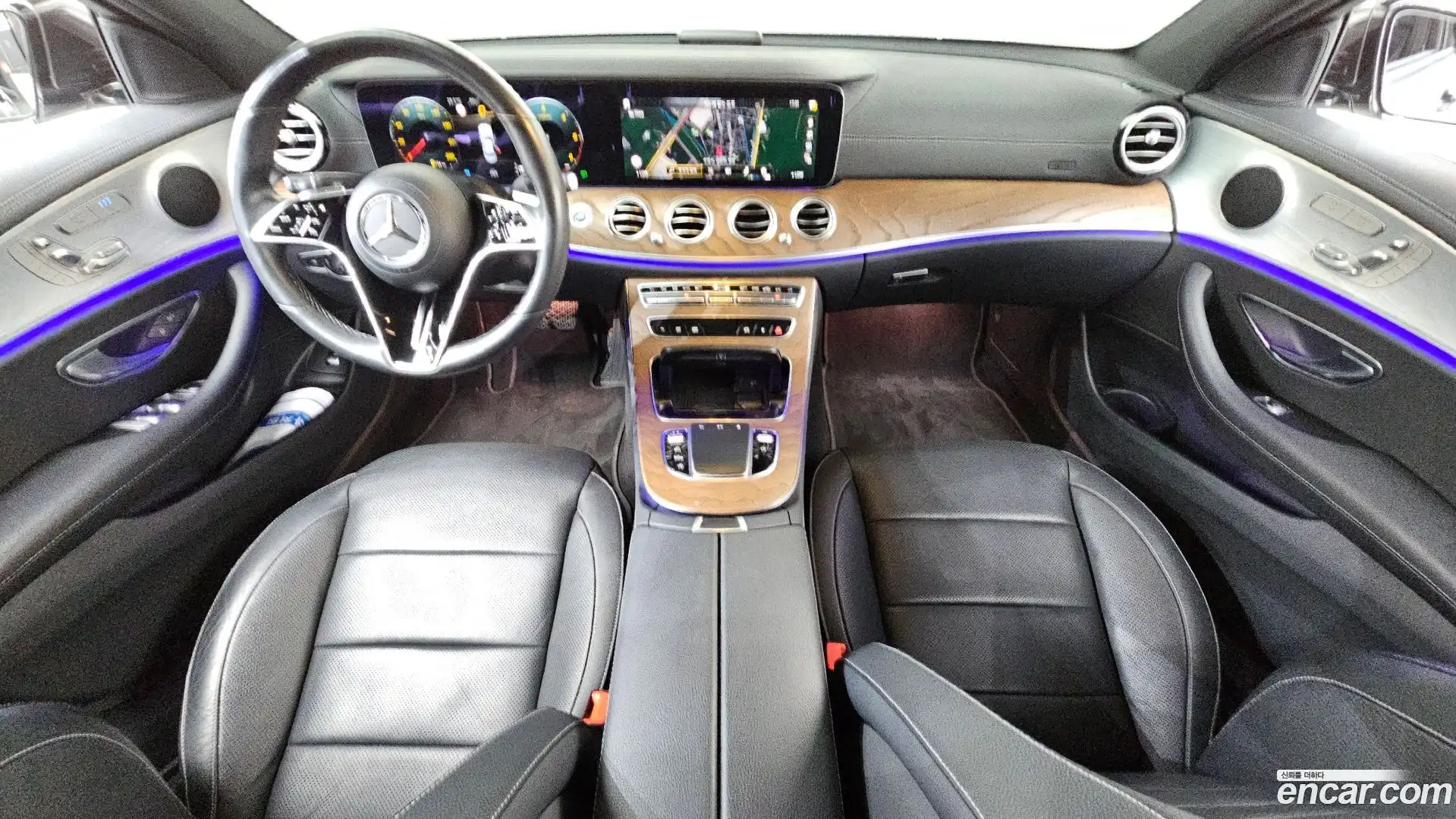 E-Class Mercedes-Benz 2021.8-INNER-007