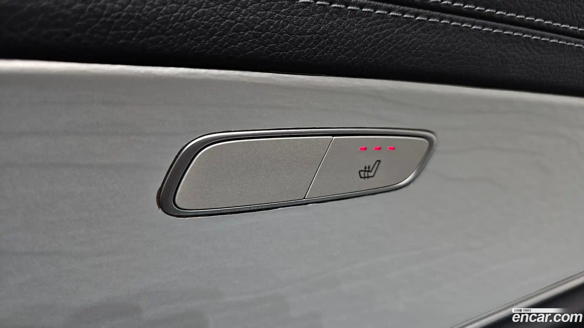 E-Class Mercedes-Benz 2021.8-OPTION-023