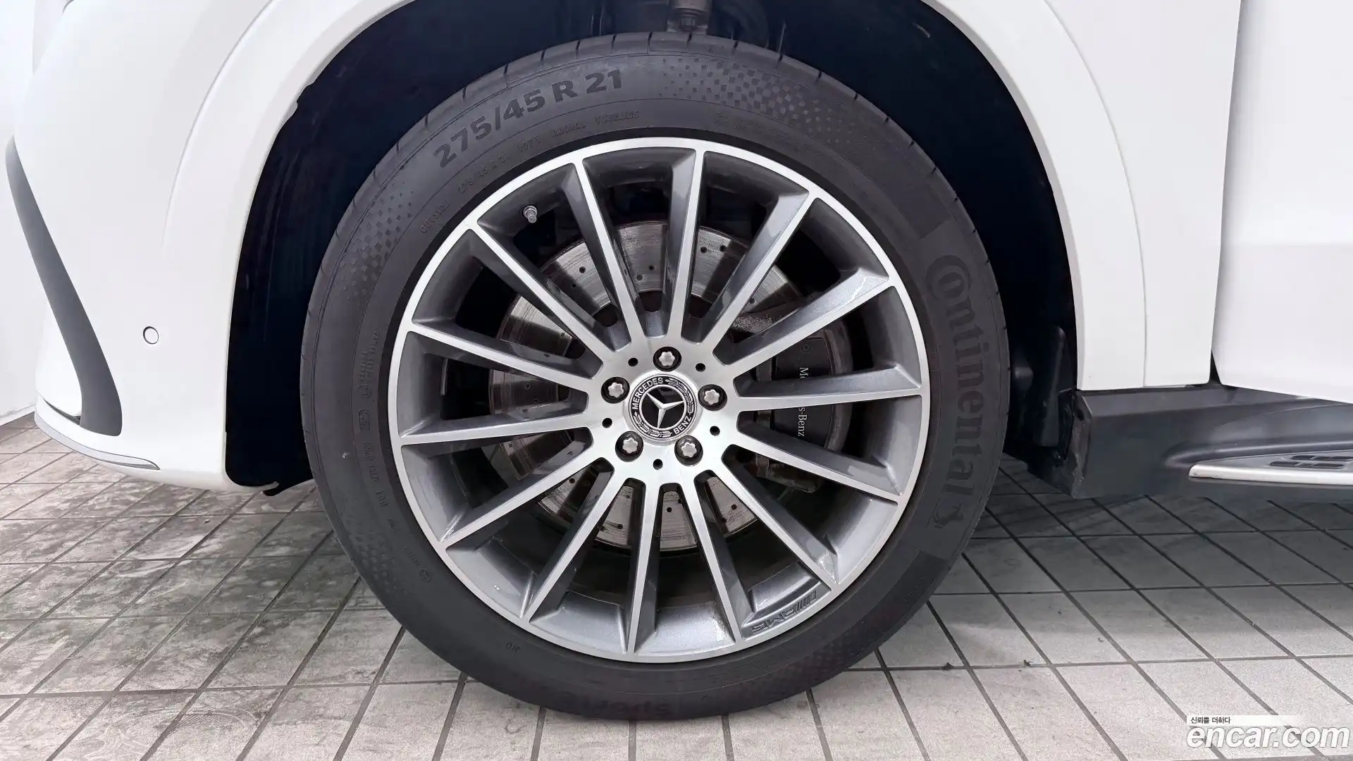 GLE-Class Mercedes-Benz 2024.3-OUTER-005