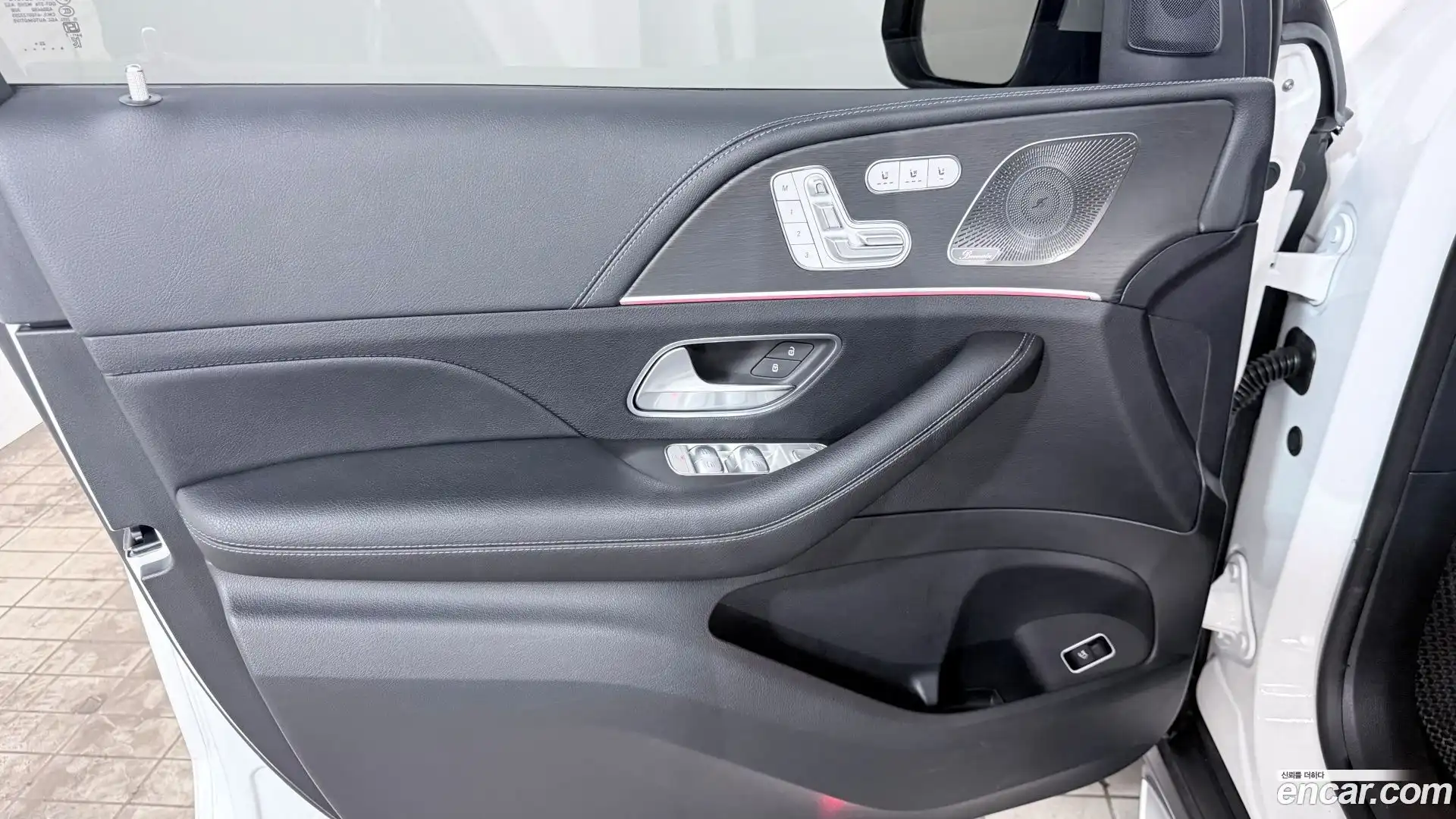 GLE-Class Mercedes-Benz 2024.3-OPTION-019