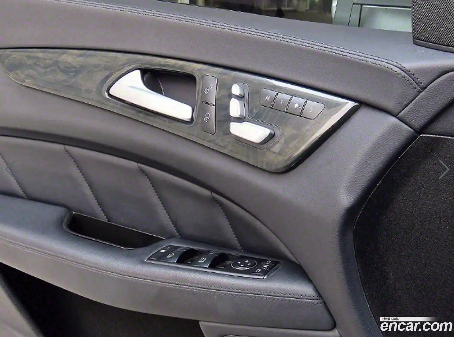 CLS-Class Mercedes-Benz 2016.6-OPTION-015