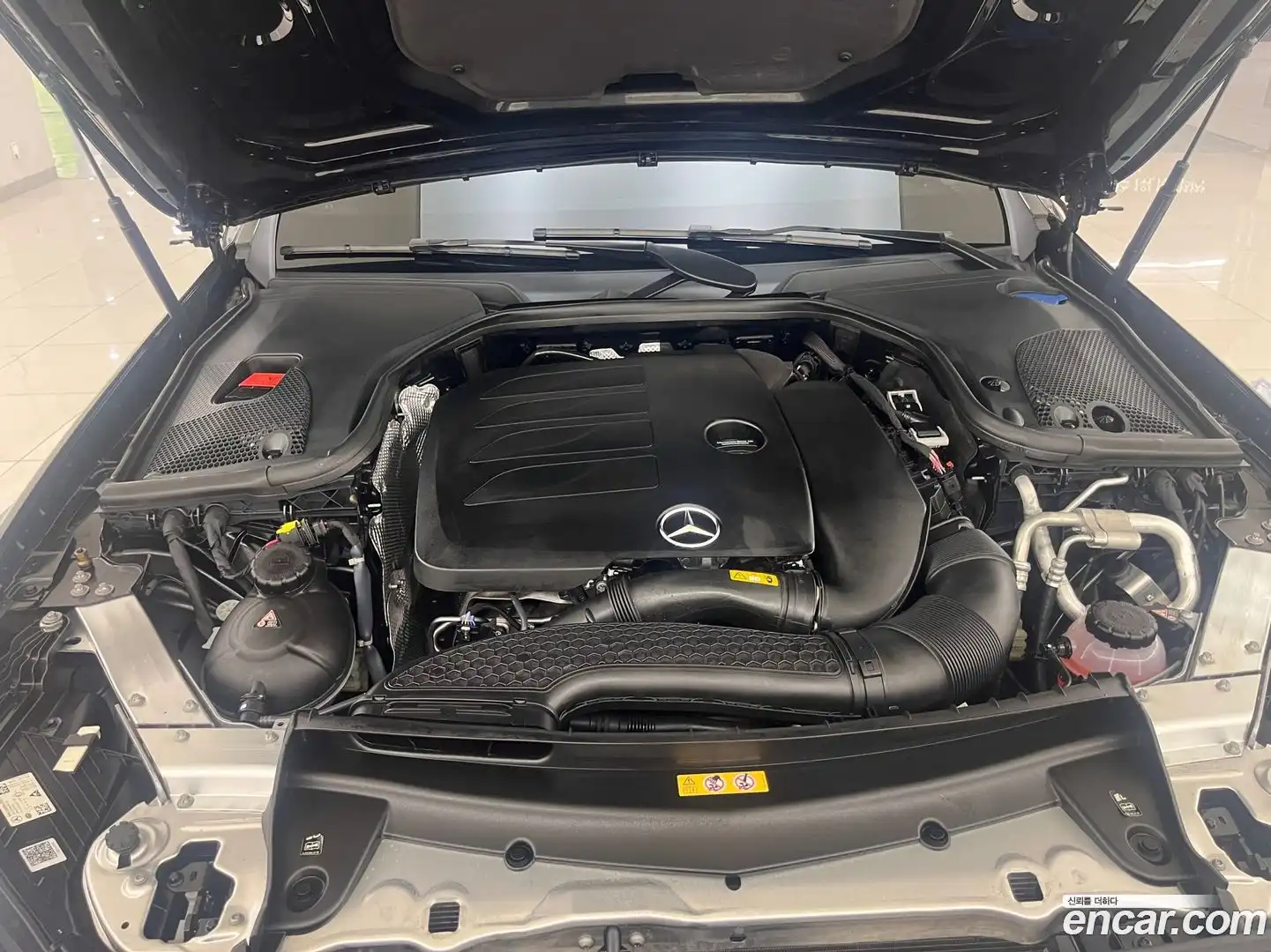 E-Class Mercedes-Benz 2022.3-OPTION-024