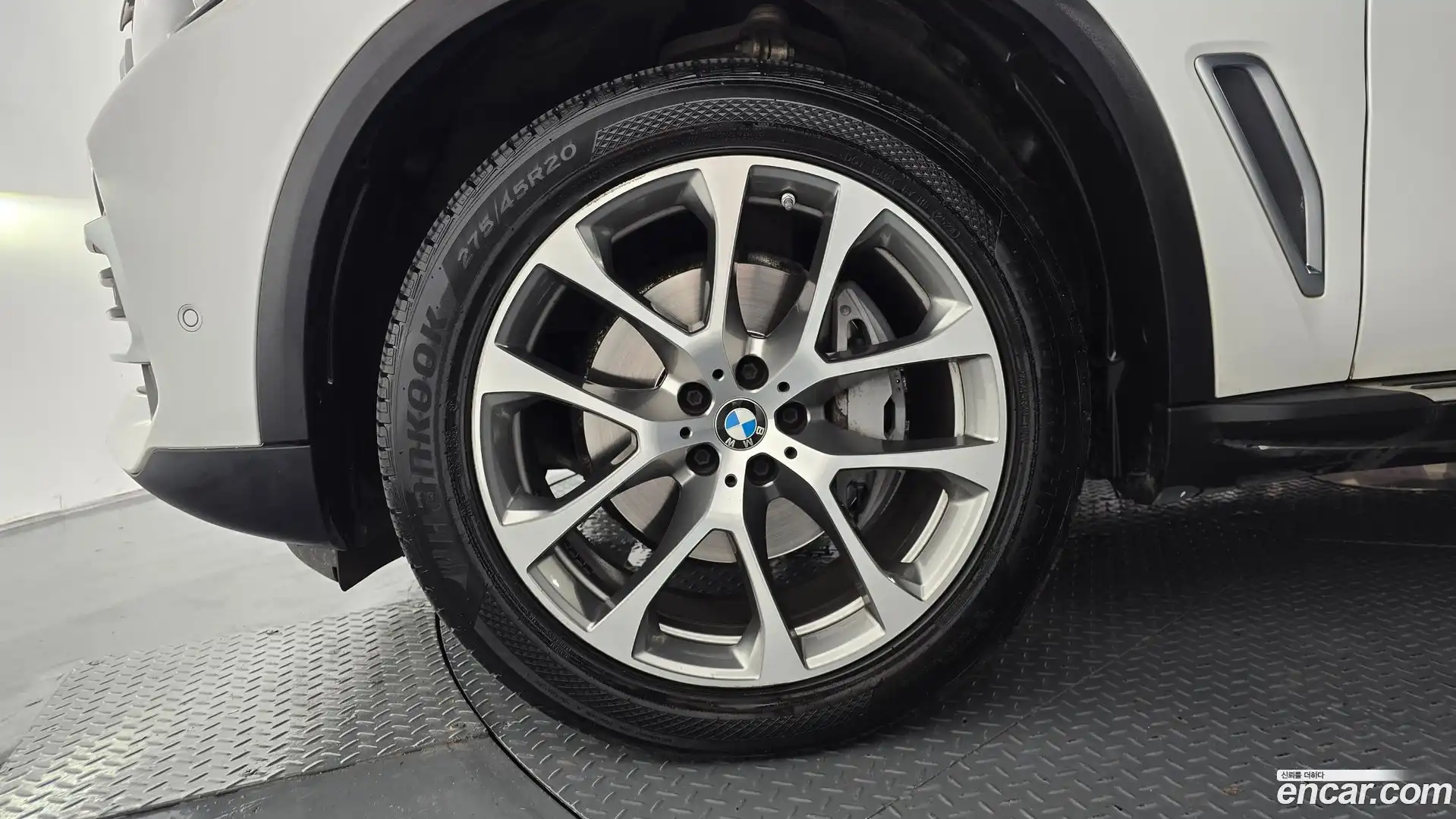 X5 BMW 2021.2-OUTER-005