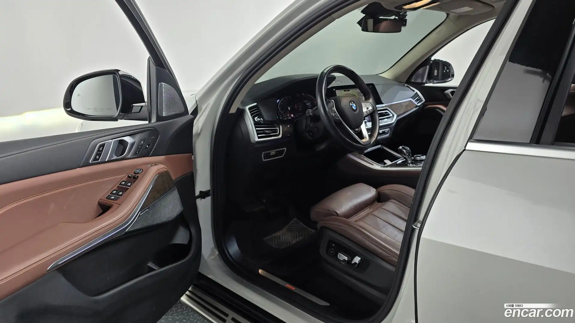 X5 BMW 2021.2-INNER-010