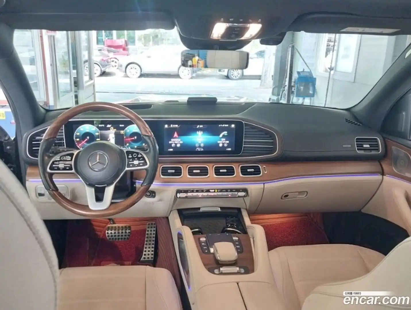 GLS-Class Mercedes-Benz 2021.1-INNER-010
