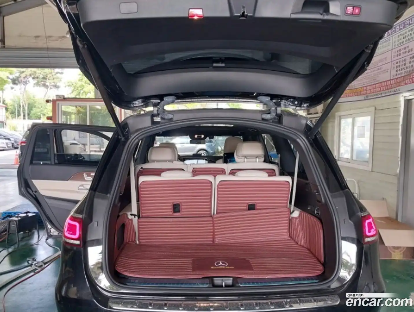 GLS-Class Mercedes-Benz 2021.1-OPTION-020