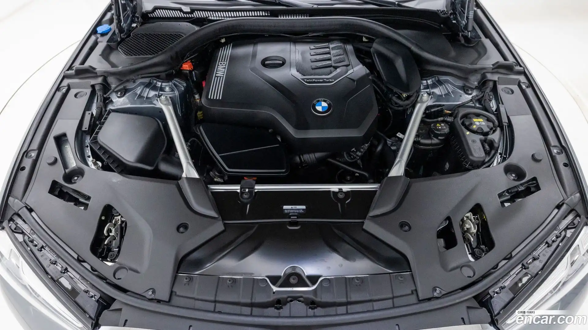5-Series BMW 2023.1-OUTER-006