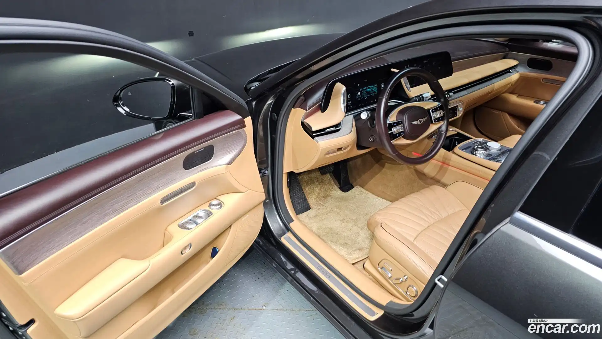G90 Genesis 2022.3-INNER-010