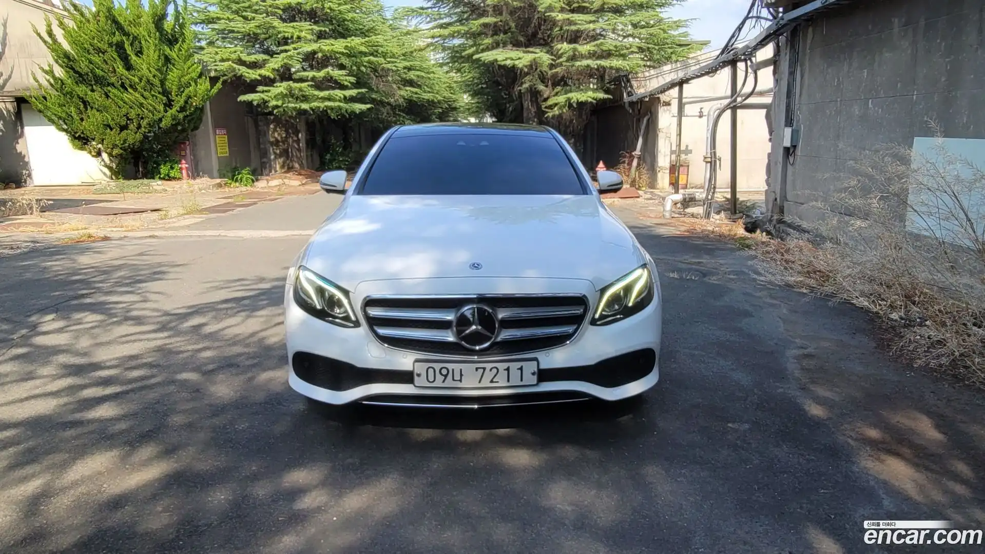 E-Class Mercedes-Benz 2017.4-OUTER-003