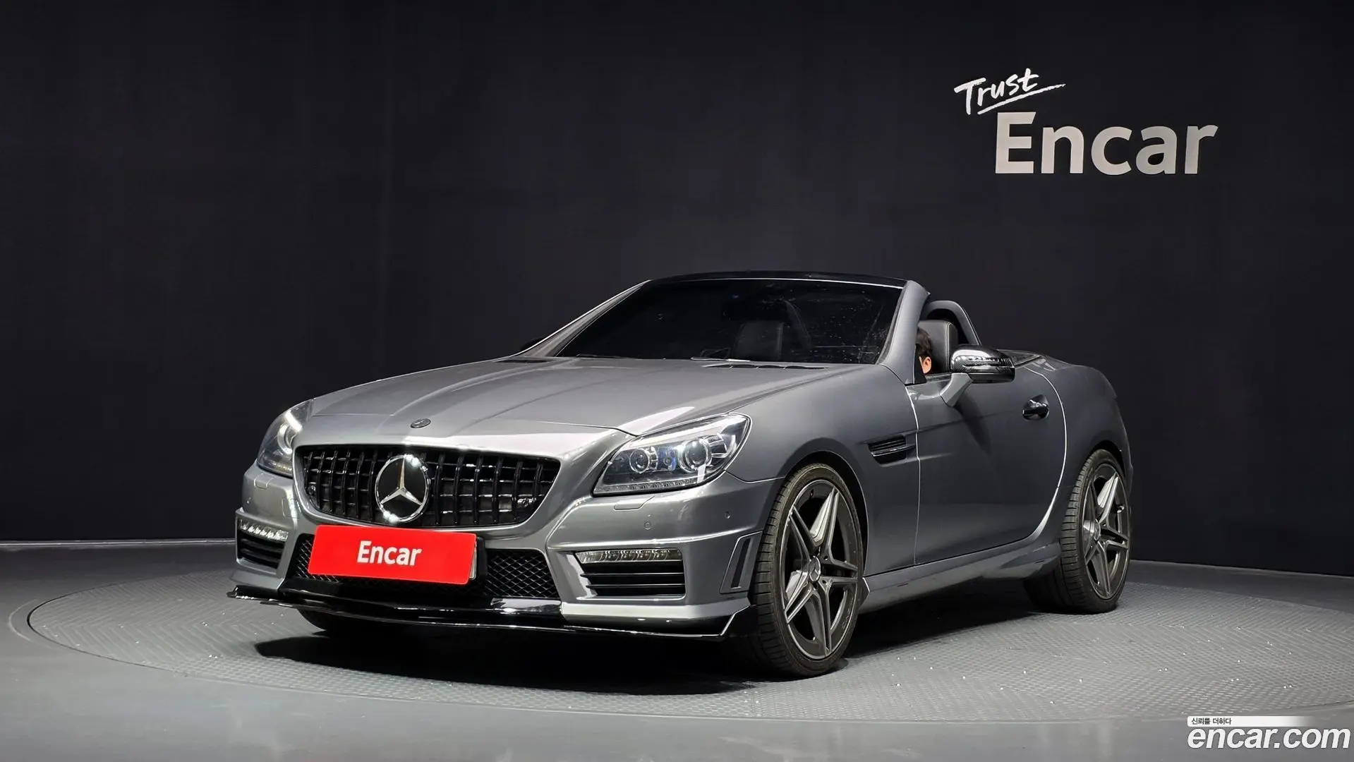 Main__Slider__Photo:SLK-Class Mercedes-Benz 2012.7-0