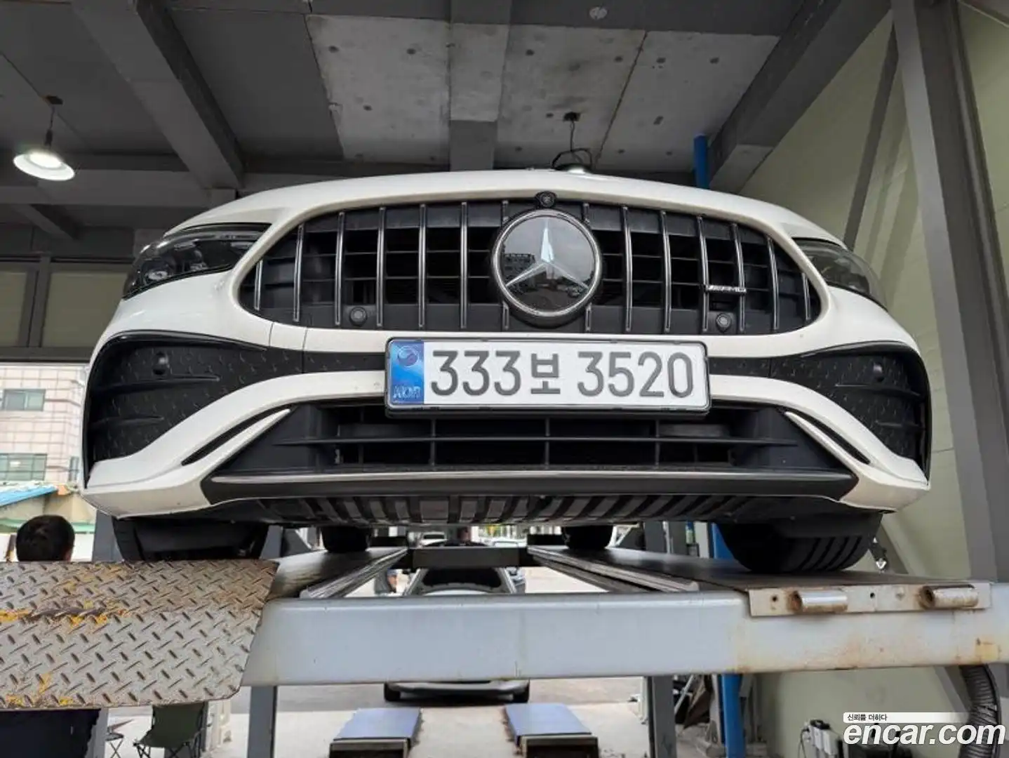 CLE-Class Mercedes-Benz 2024.10-OUTER-001