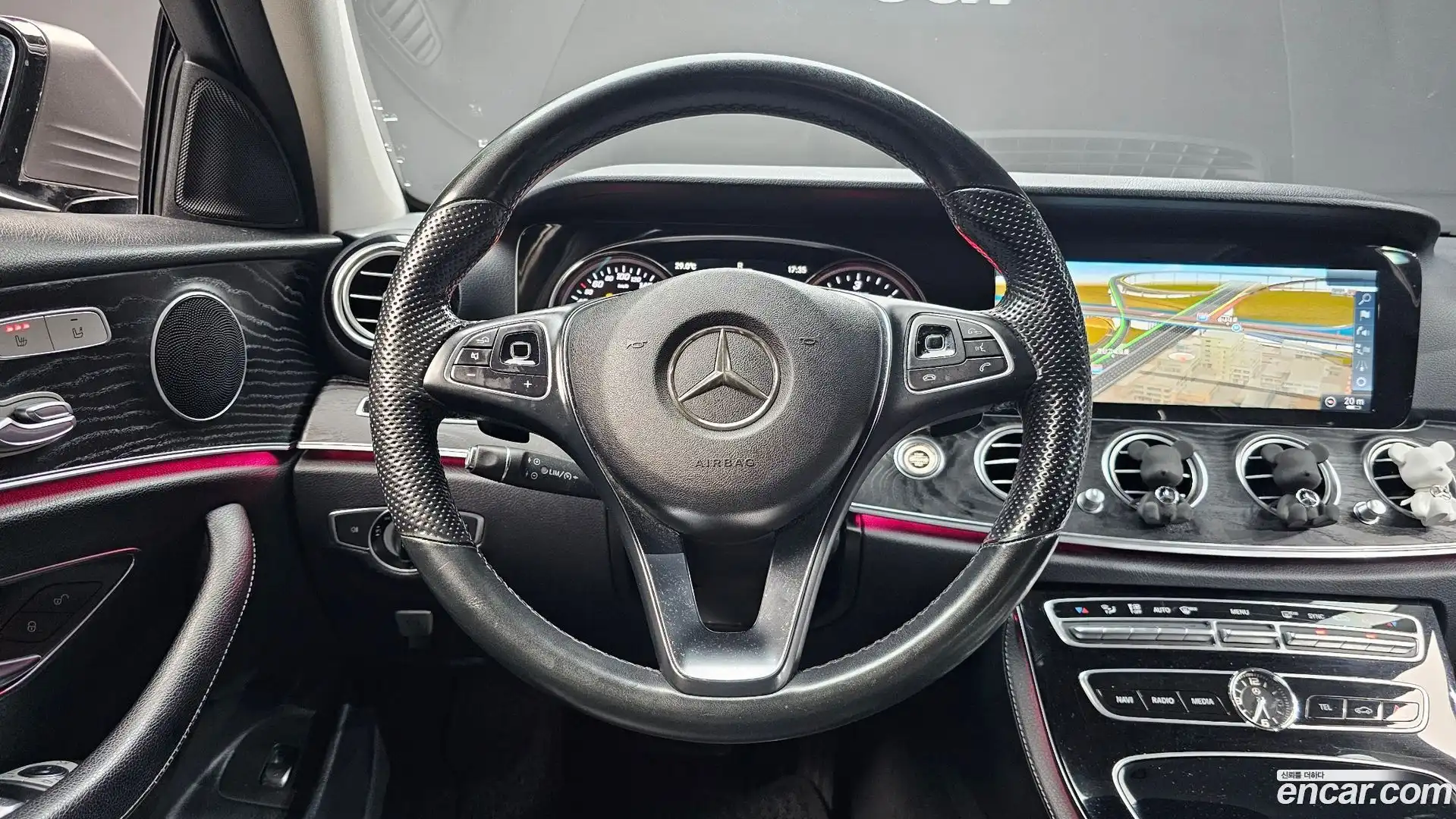 E-Class Mercedes-Benz 2017.1-OPTION-017