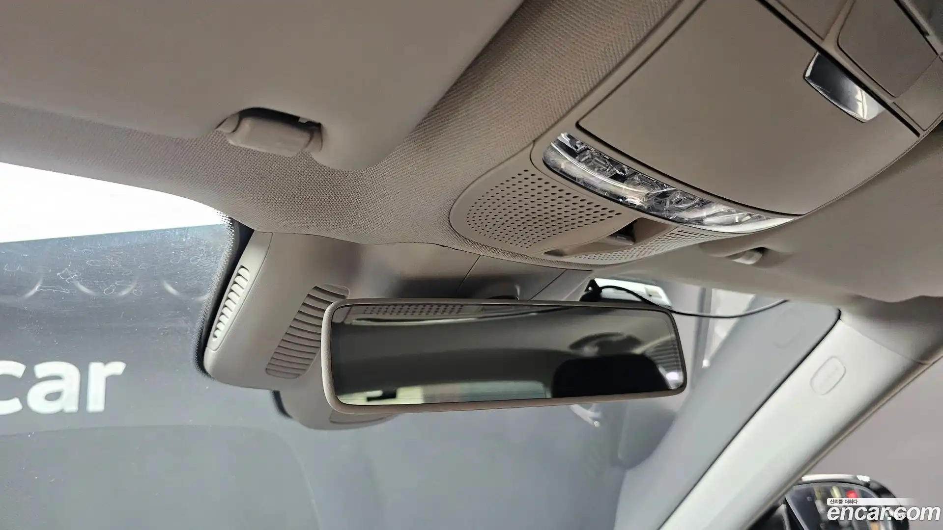 E-Class Mercedes-Benz 2017.1-OPTION-022